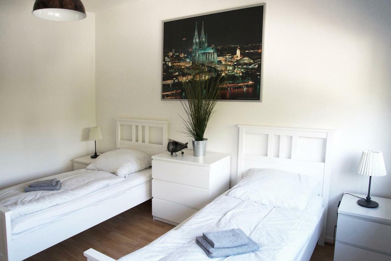 Cosy Apartment Neuss Bagian luar foto